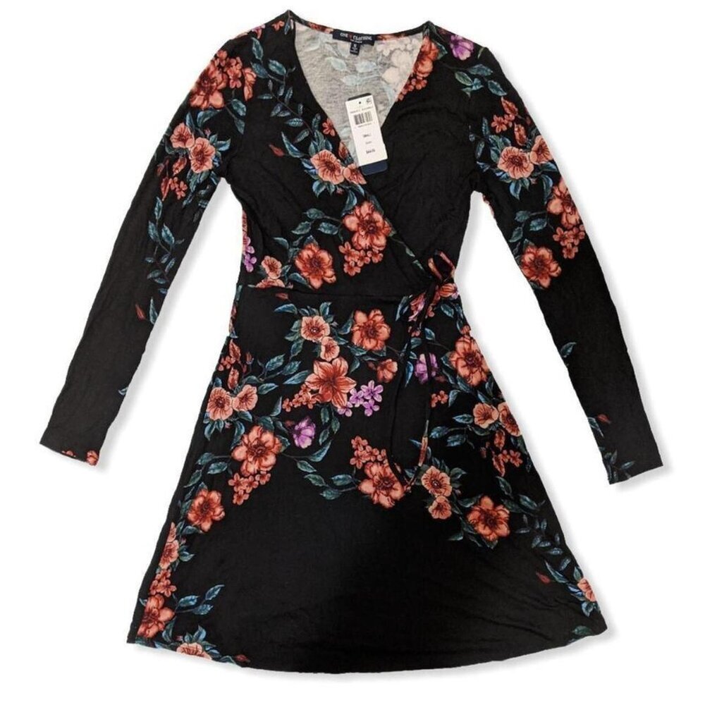 NWT Floral-Print Faux Wrap Dress